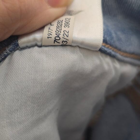 American Eagle Low rise Flare denim Jeans Ripped Distressed Knee Size 16 R - Picture 7 of 7